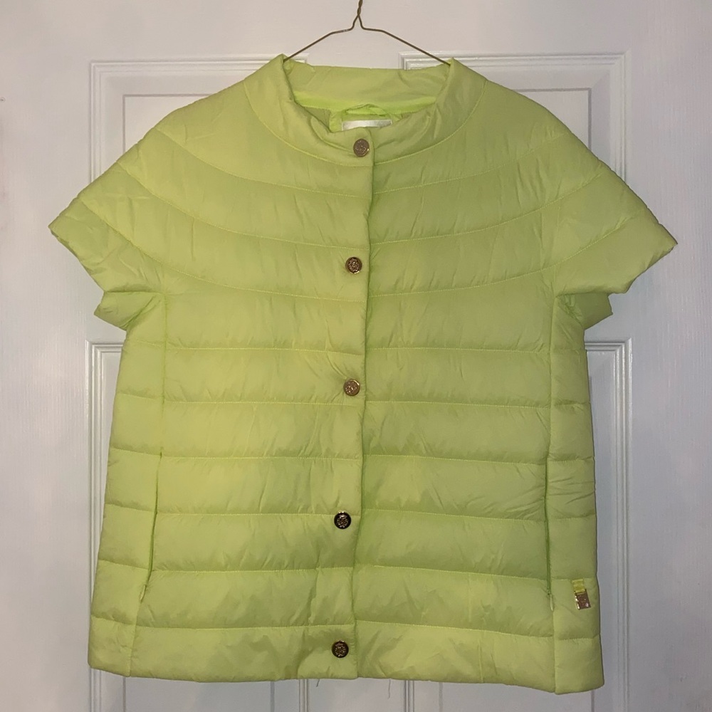 NWOT Yellow Puffer Vest